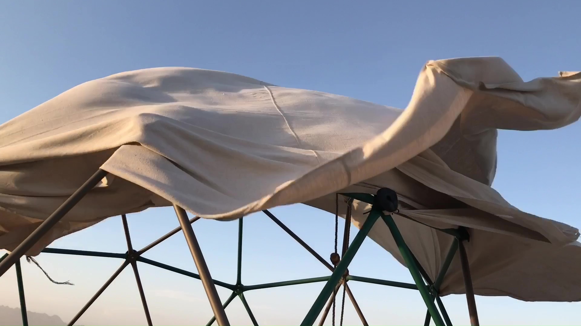 03 Gusts Of Wind Moving Shade Cloth Over Dome